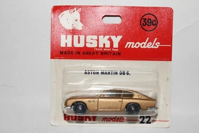CORGI HUSKY #22 ASTON MARTIN DB6, GOLD, NEW IN PACK - Image 1 of 4