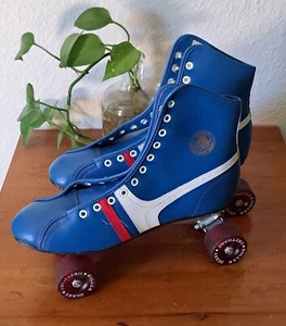 Pattini a rotelle vintage Fireball Roller Derby blu taglia 8 - Foto 1 di 12