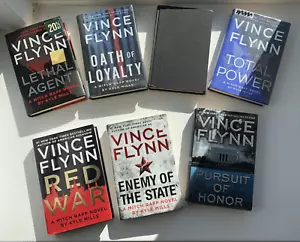 Vince Flynn lot 7 Enemy at the Gates, Total Power, Red War, Pursuit of Honor; +3 - Picture 1 of 4