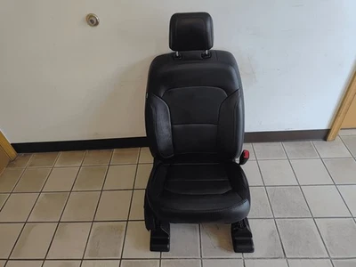 Ford Explorer XLT 2016-2019 conjunto de asiento de cuero del lado del pasajero delantero OEM negro Foto 1 de 4