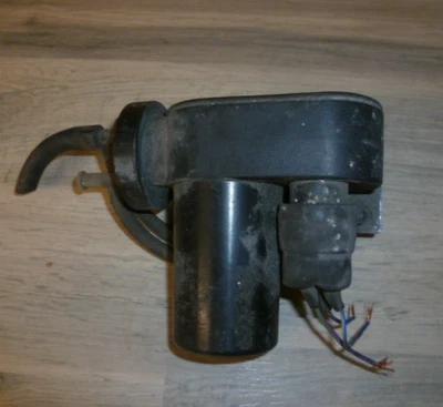 Jaguar XJ6/X300/XJ40  CRUISE CONTROL PUMP - Image 1 of 4