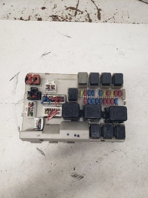 Motor de caja de fusibles compatible con 02-06 ALTIMA 1439241 Foto 1 de 4