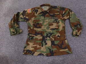 Vintage US Army Jacket Mens Small Woodland Camo 82nd Airborne Military 90s Patch - Picture 1 of 16