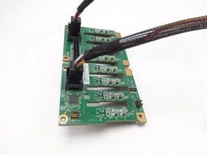 IBM 00FJ756 X3650 M5 8-Bay 2.5" Small Form Factor Backplane - Afbeelding 1 van 5