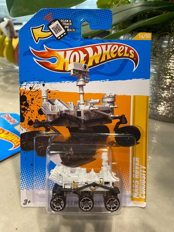 Hot Wheels Mars Rover Curiosity Y4712 2012 Models 14/50