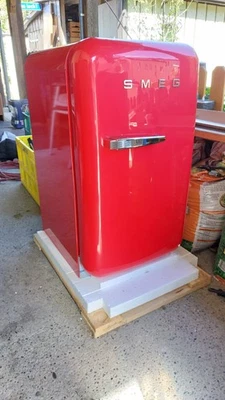 smeg - Standgerät Kühlschrank / Minibar | FAB5RRD6 - Bild 1 von 4