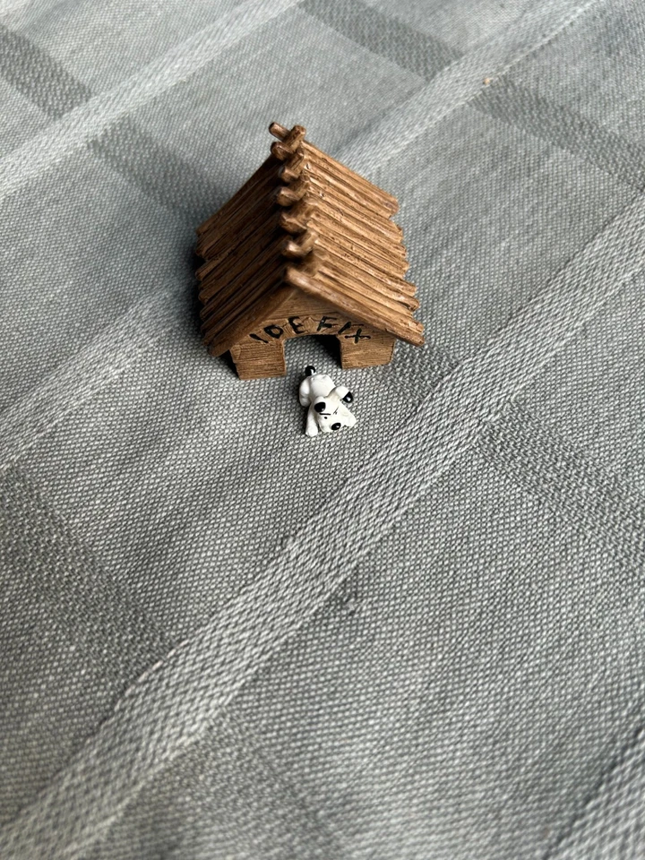 PIXI UDERZO IDÉFIX DEVANT SA NICHE TIRAGE 1000 EX 2000 EN ÉTAT PARFAIT - Bild 1 von 4