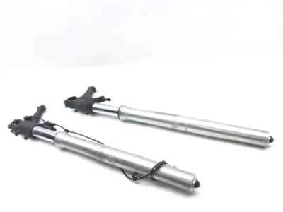 Horquilla delantera tubos patas Honda VFR1200F 2010 ABS 2953A x Foto 1 de 4