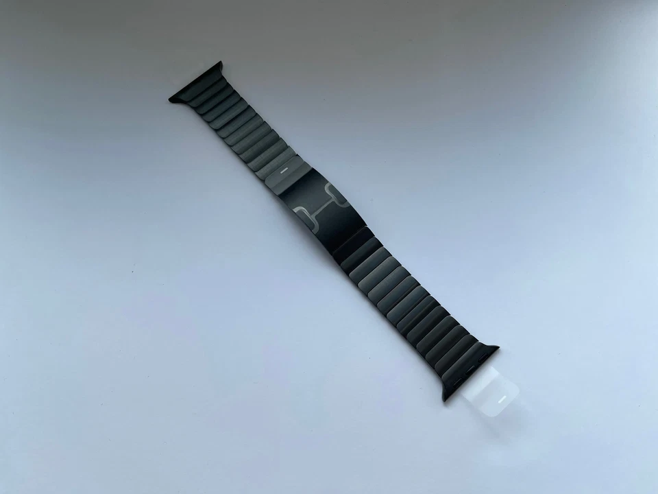 Genuine Apple Watch Space Black Stainless Steel Link Bracelet 42mm 41mm 40mm NEW