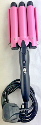 Triple Barrel Hair Curling Iron, 2 Adjustable Heating Controls. (411) - Image 1 of 3