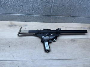 MERCEDES BENZ W207 E350 E500 11-17 CONVERTIBLE RIGHT SIDE SEAT BELT GUIDE MOTOR - Picture 1 of 7