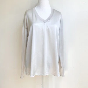 Go Silk ICONIC Top sz XS Silver Gray Silk V-Neck Raw Hem Flowy Oversize Luxe - Picture 1 of 10