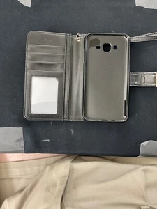 CELLPHONE CASE WITH INTERIOR WALLET - Picture 1 of 2