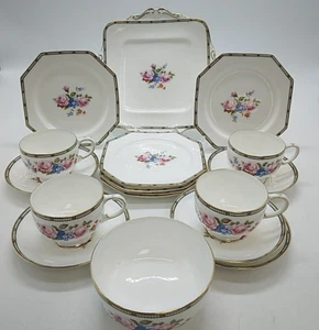 Paragon Antique 1930s Rose Tea Set 17pcs - 4 Trios+Cake Plate+Sugar Bowl+Extras - Picture 1 of 24