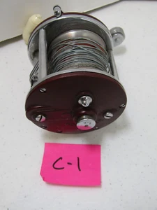 C-1 OLD VINTAGE PENN PEER #209 FISHING REEL CASTING REEL FISHING SPORT - Picture 1 of 2