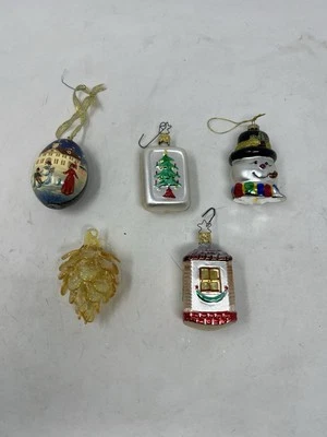 LOT OF  5 VINTAGE GERMAN ORNAMENTS. HAND BLOWN PINECONE FROSTY EGG HOUSE - Image 1 of 4