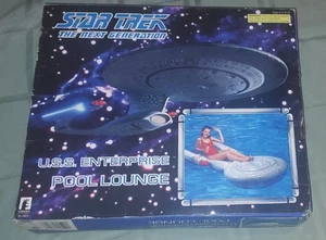 1995 CREATA STAR TREK THE NEXT GENERATION U.S.S. ENTERPRISE POOL LOUNGE NIB - Picture 1 of 7