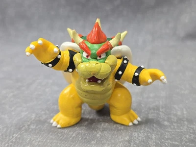 Figura de acción 2007 Nintendo N64 Mario King Koopa Bowser PVC Super Mario Cake Top Foto 1 de 4