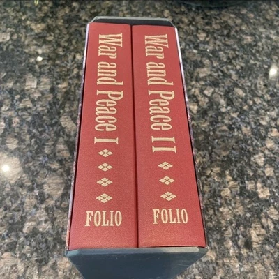 War and Peace - Leo Tolstoy - Folio Society - 2‑Volume Set  Foto 1 de 4
