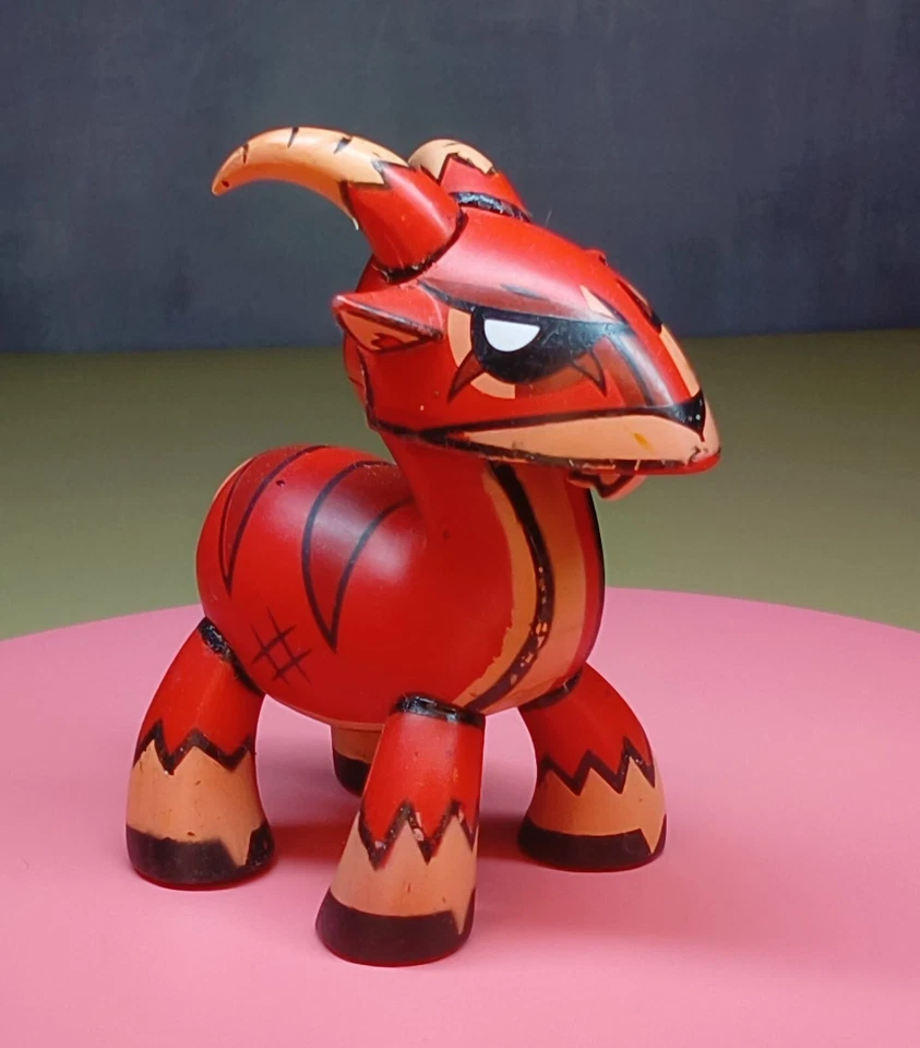 SCRAPE Red ~ Kidrobot FINDERS KEEPERS 3" Designer Vinyl / Joe Ledbetter @ 2007 - Image 1 of 1