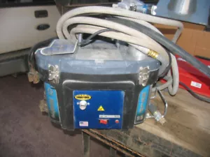 GRACO FinishPro TurboForce HVLP 9.5 Paint Sprayer Kit - Picture 1 of 3