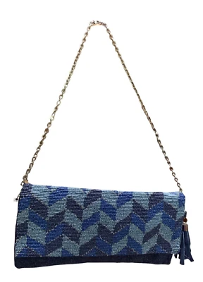 Bolso Clutch Chico's Cadena de Hombro Tonos de Cuentas de Vidrio Azul Cierre Magnético con Cremallera Foto 1 de 4