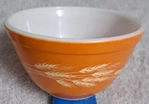 Vintage PYREX n. 401 ciotola nidificazione miscelazione grano raccolta autunnale 750 m USA EUC! - Foto 1 di 8