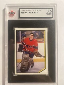1986 OPC O-Pee-Chee Sticker Patrick Roy Card #19 Montreal Canadiens KSA 8,5 - Foto 1 di 2