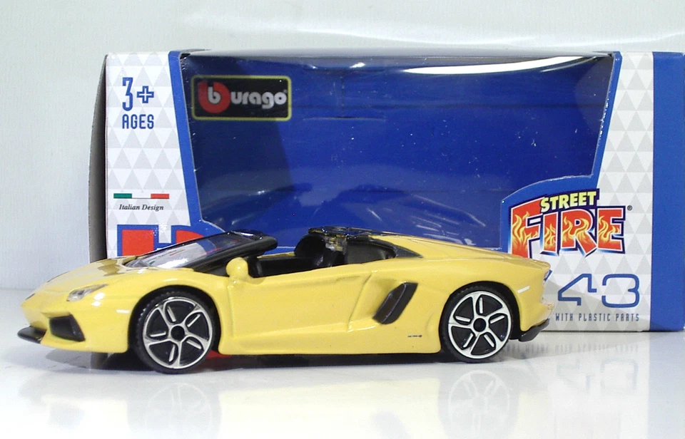 Bburago 30010 Lamborghini Aventador LP700-4 Roadster "Gialla"  METAL Scala 1:45 - Immagine 1 di 1