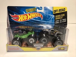 2013 HOT Wheels Monster Jam Demolition Doubles Grave Digger vs MaX-D New  - Picture 1 of 12