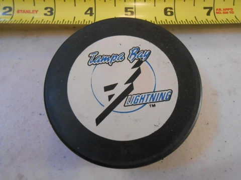 VINTAGE NHL TAMPA BAY LIGHTING INGLASCO OFFICIAL HOCKEY PUCK AHL GAME Cover