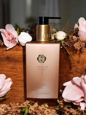 Rituals Smooth Violet Hand Wash Handseife Sandelholz Patschuli Rose Veilchen Hit - Bild 1 von 4