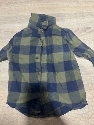 Camisa de manga larga con cuello a cuadros Cat & Jack para niños talla 4t Foto 1 de 3