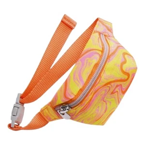 NEU American Girl Lila’s CROSSBODY GÜRTELTASCHE Batik Puppe Handtasche Bauchtasche Reißverschluss - Bild 1 von 6