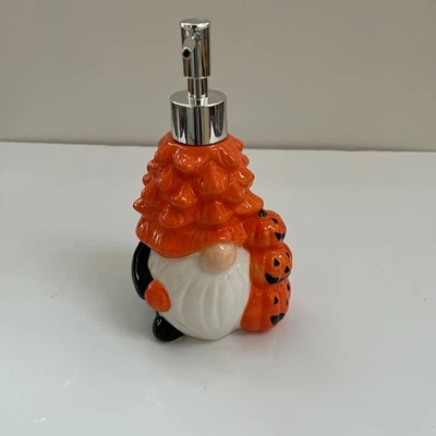 Dispensador de bomba de sabão líquido de cerâmica Gnome Halloween - Imagem 1 de 4