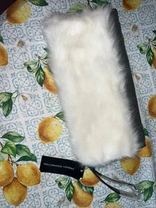 Pochette donna French Connection grigio sera con polso in pelliccia sintetica bianca nuova con etichetta - Foto 1 di 9