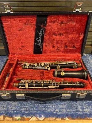 Oboe de madera Larilee vintage en estuche serie 21527 PIEZAS O REPARACIÓN - Imagen 1 de 4