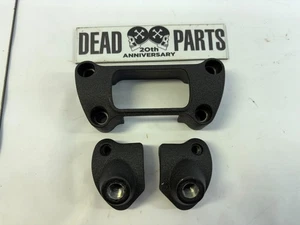 Harley black wrinkle nice OEM 55900106 handlebar clamp risers - Picture 1 of 2