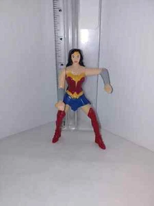 Burger King DC wonder woman 4" - Picture 1 of 2