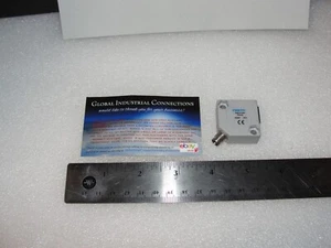 Festo SOEG-E-Q30-PS-S-2L Lichtschranke - Bild 1 von 4