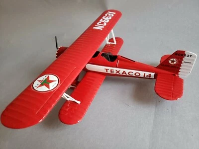 ERTL ALAS DE TEXACO 1931 STEARMAN BIPLANO 3ER EN SERIE BANCO DE MONEDAS Nuevo en Caja Foto 1 de 4