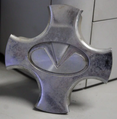 91 92 93 94 95 96 INFINITI G20 OEM CENTER HUB CAP 73630 4034278J00 CHROME Foto 1 de 4