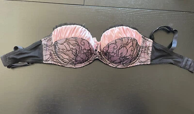 Sujetador Jezebel Demi Cup Rosa Satinado Y Negro Encaje 34DD Foto 1 de 2