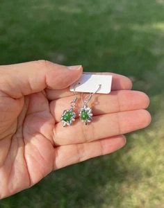100% Natural Grade A Jadeite Jade Earrings B272 3 - Picture 1 of 8