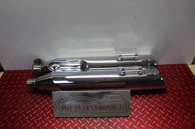 2019 HARLEY ELECTRA GLIDE 4" SCREAMING EAGLE ESCAPAMENTO SLIP ONS COM DEFLETORES EG135 - Imagem 1 de 4