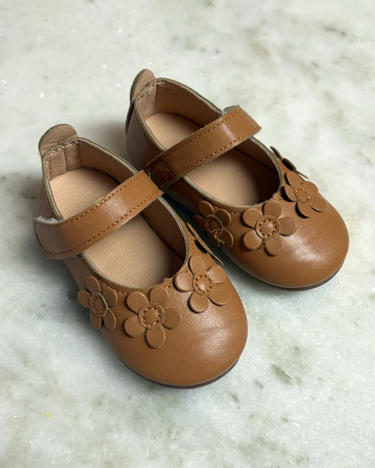 Zapatos de vestir Mary Jane marrón para bebés niñas, gancho y lazo, florales, talla 22, 18-24 meses Foto 1 de 4