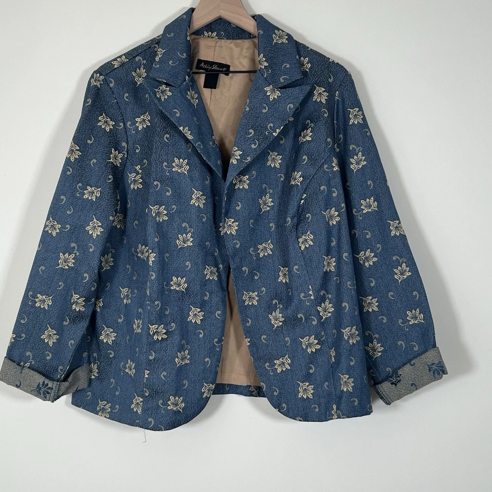 Blazer Ashley Stewart Talla 18 Azul Floral Frente Abierto Secretaria Momcore Informal Foto 1 de 4