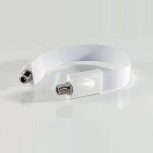 Weiße Fensterdurchführung Ultra Slim KUPFER vernickelt weiss FULL HD F-Kabel SAT - Bild 1 von 3