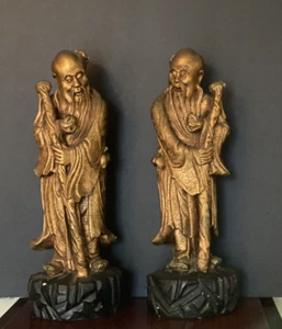 Künstlerische königliche Kraft Statuen asiatischer Männer in Gewändern Konfuzius - Spiegelbild - Bild 1 von 7