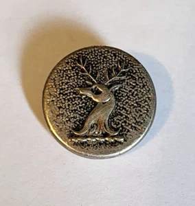 Cuadro de metal vintage tono plata caña de coser botón ciervo reno ciervo ciervo 7/8" - Imagen 1 de 2